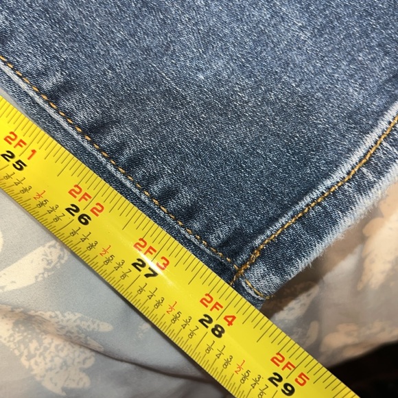 Judy Blue jeans - Picture 5 of 5